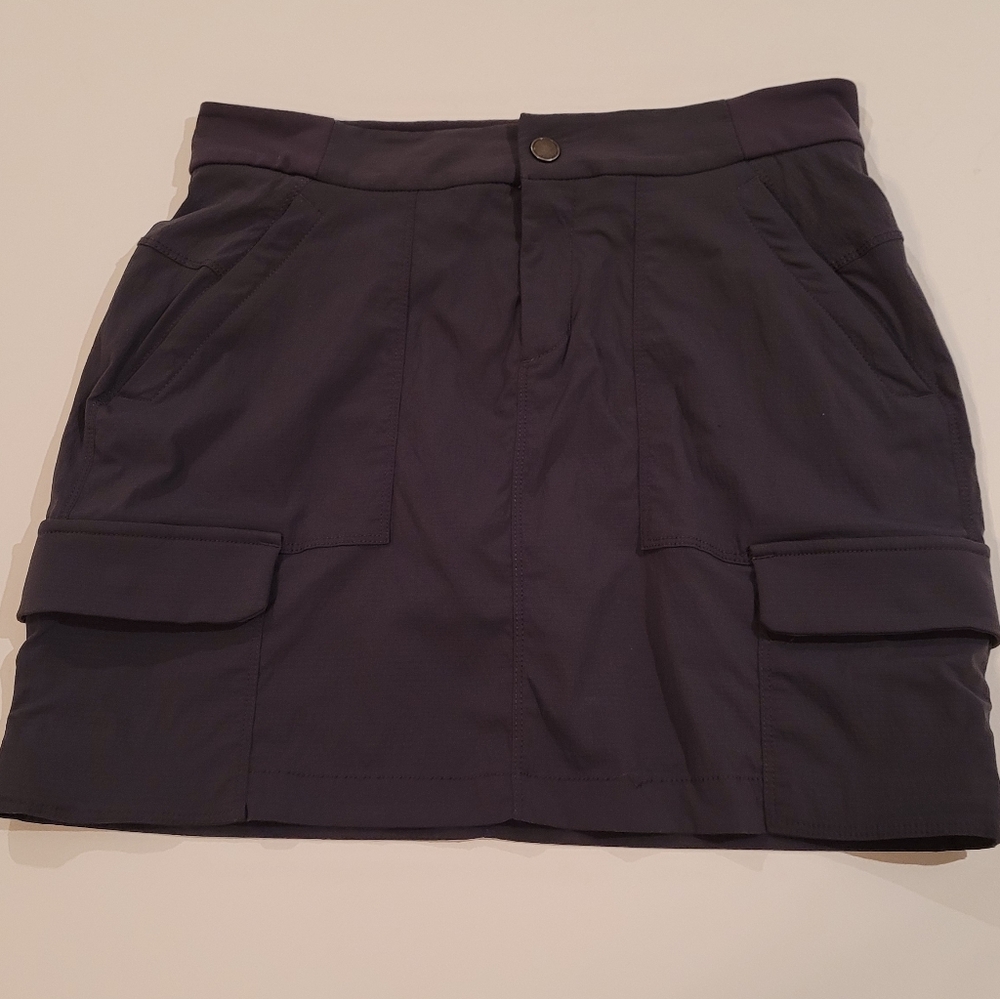 Athleta Navy Trekkie 2 Skort size 8